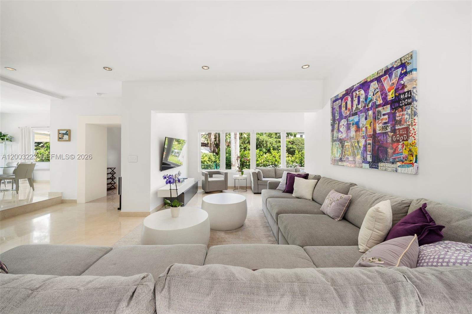 330 E San Marino Dr, Miami Beach FL 33139 photo 4