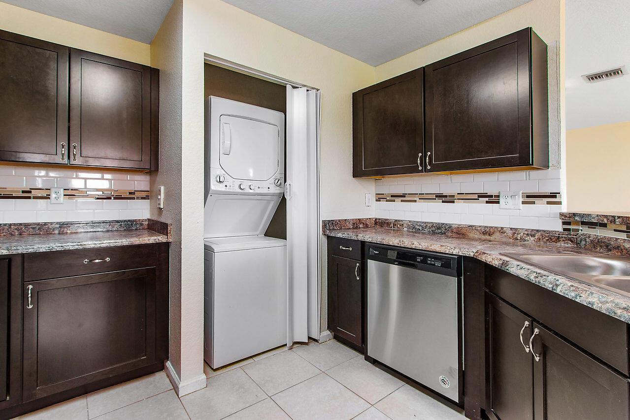 8460 NW 40th Street # 60, Coral Springs FL 33065 photo 2