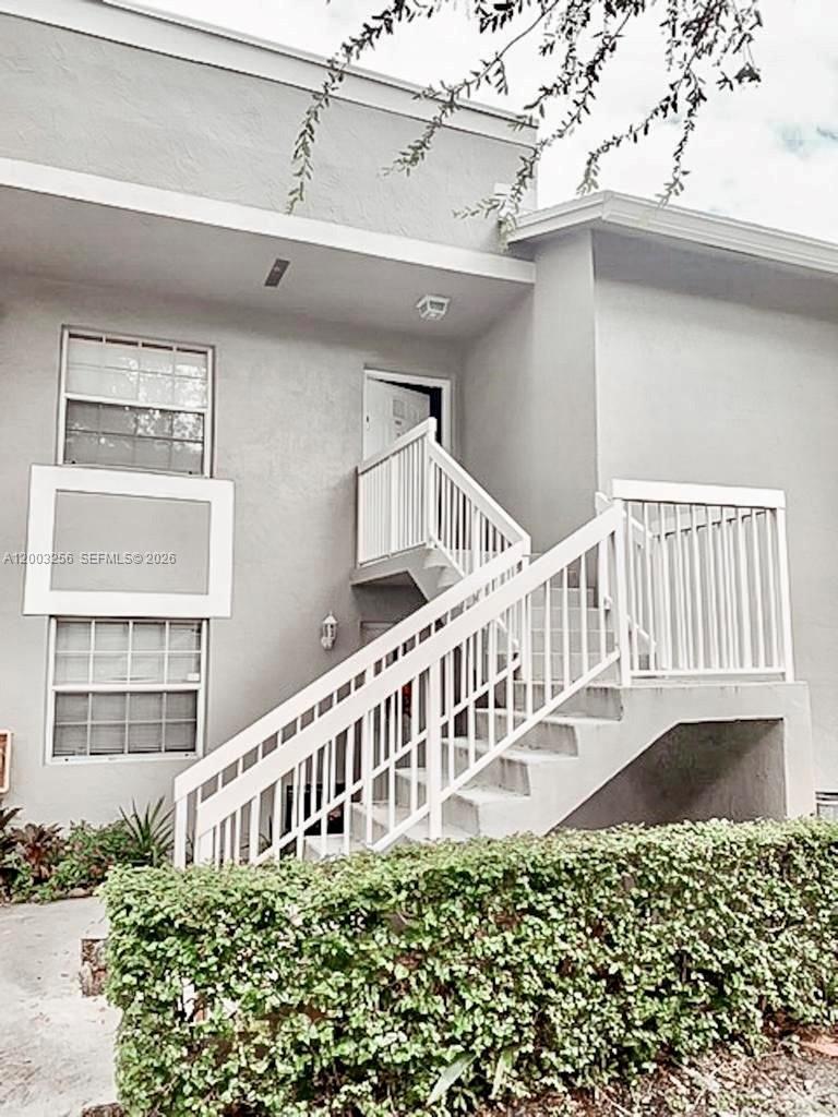 464 NE 210th Cir Ter # 10A, Miami FL 33179 photo 2