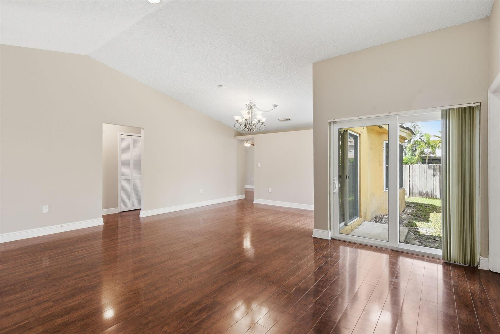 7350 SW 161st Place, Miami FL 33193 photo 5
