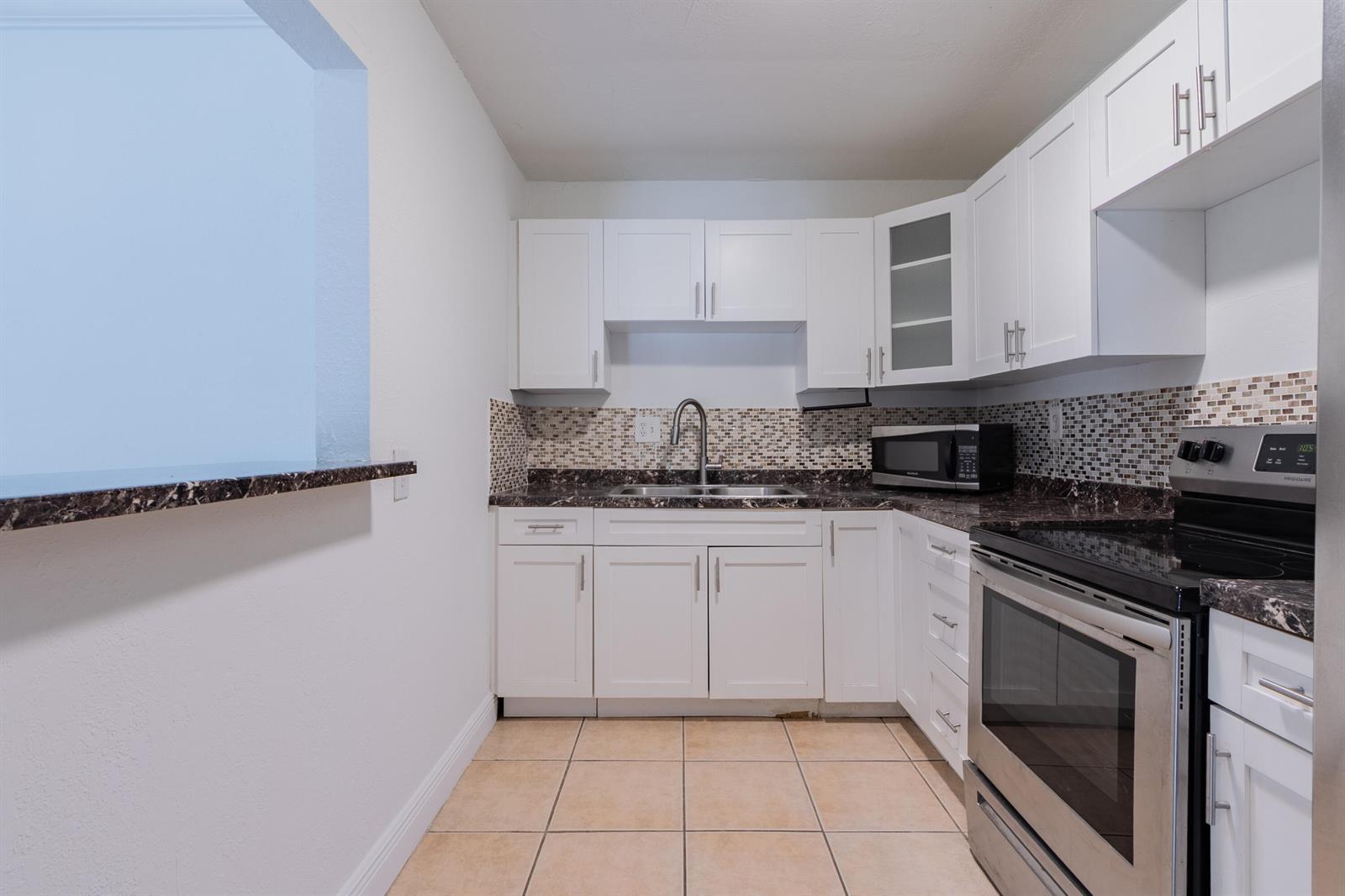 9459 SW 76th Street # R8, Miami FL 33173 photo 3