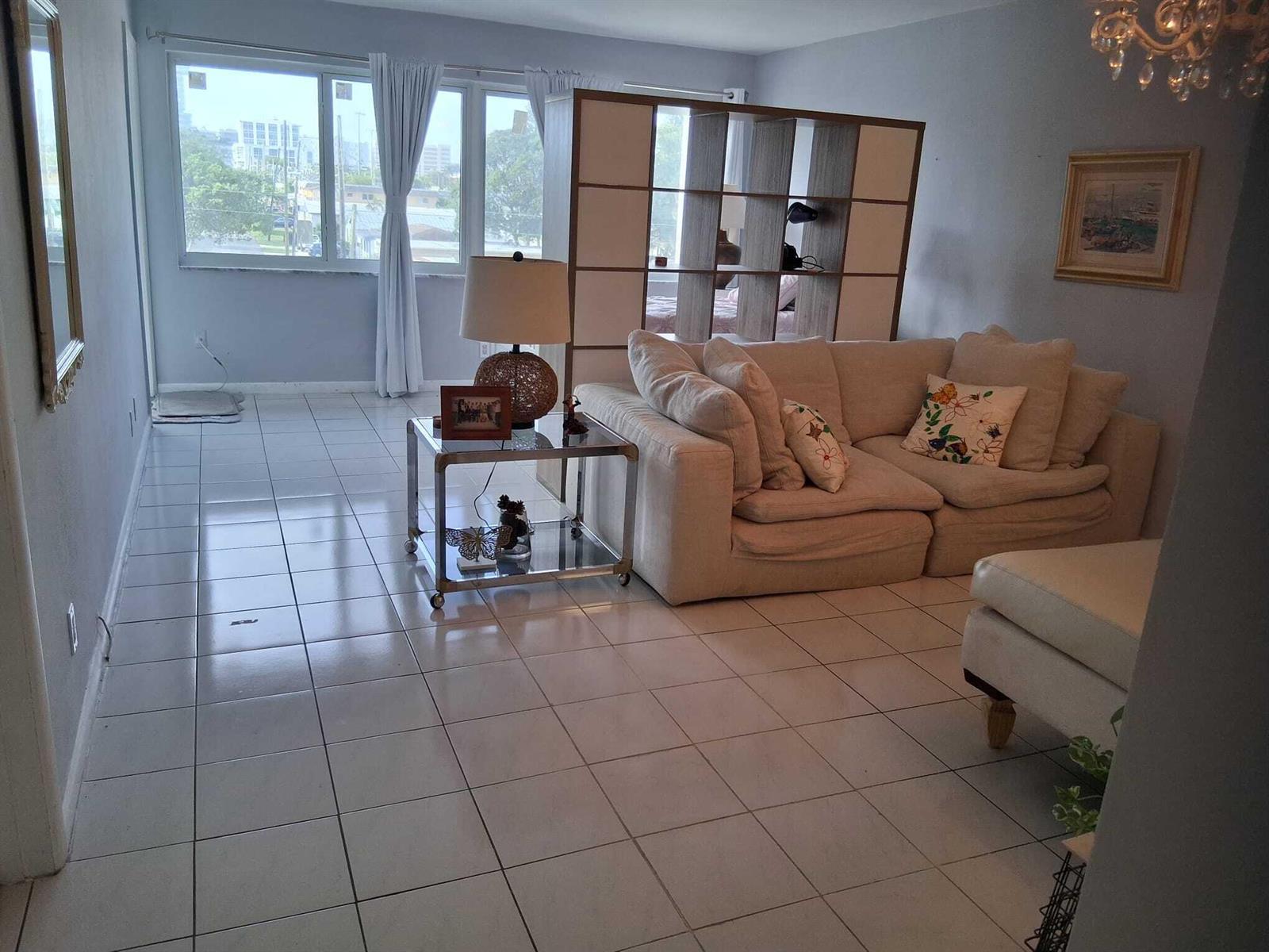 329 SE 3rd Street # 302s, Hallandale Beach FL 33009 photo 2