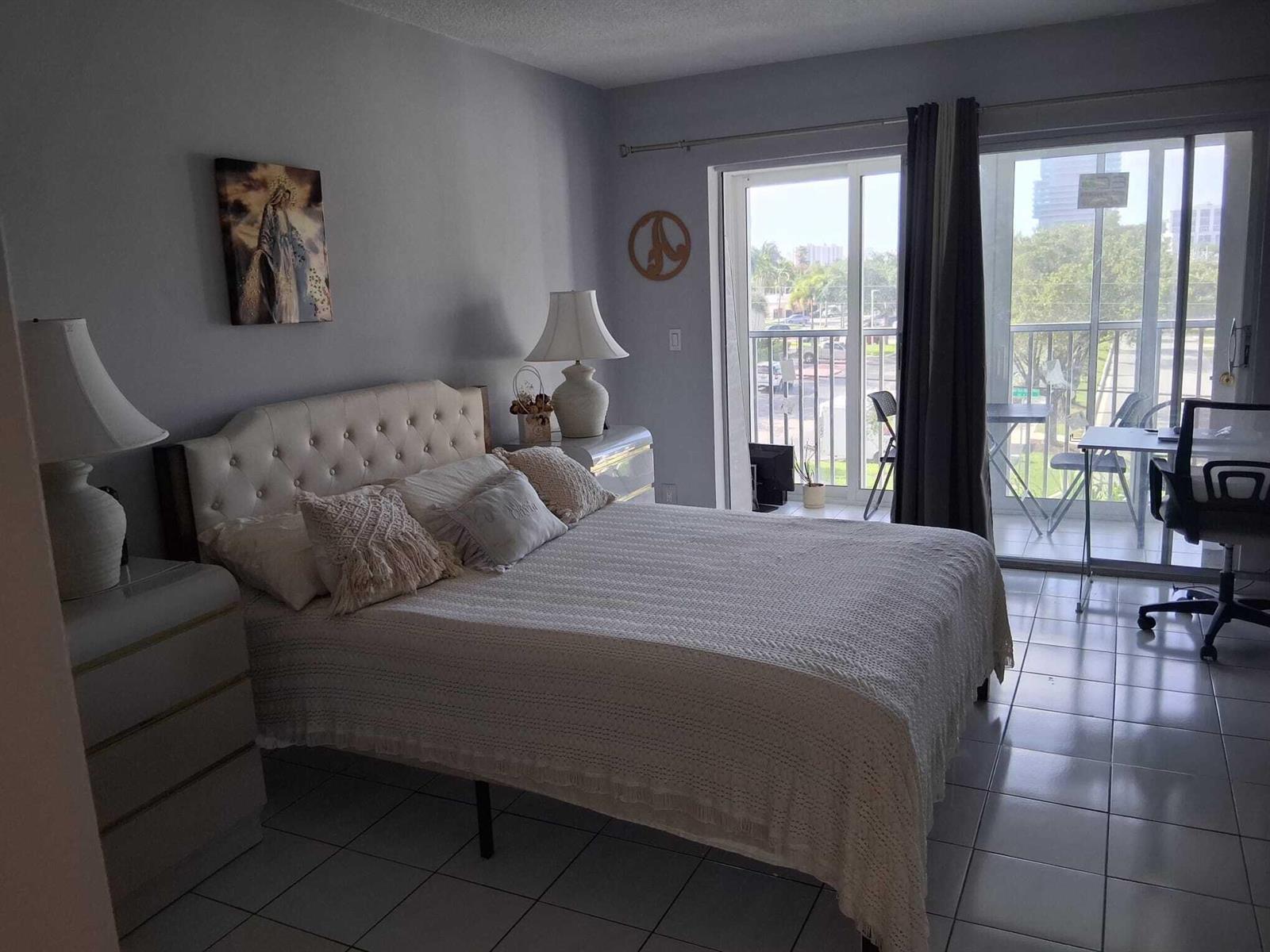 329 SE 3rd Street # 302s, Hallandale Beach FL 33009 photo 3