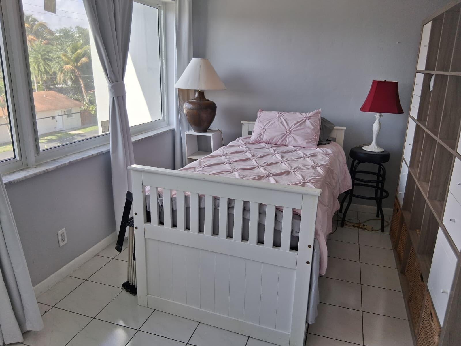 329 SE 3rd Street # 302s, Hallandale Beach FL 33009 photo 4