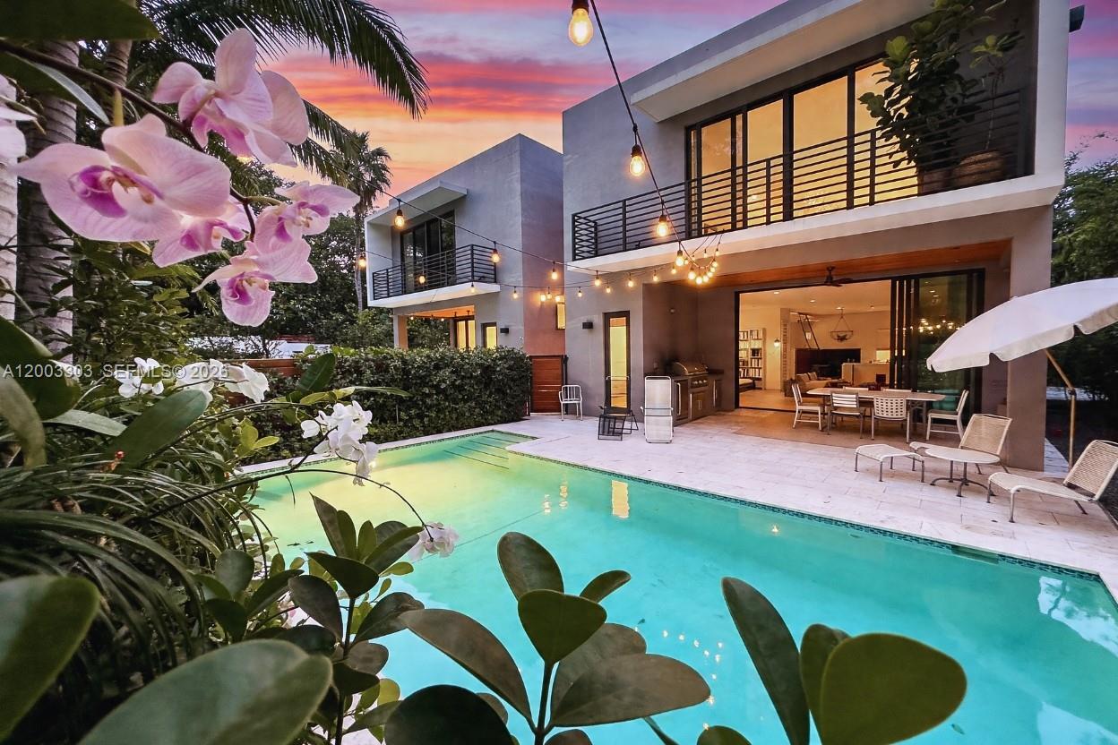 2955 Shipping Ave # 2955, Miami FL 33133