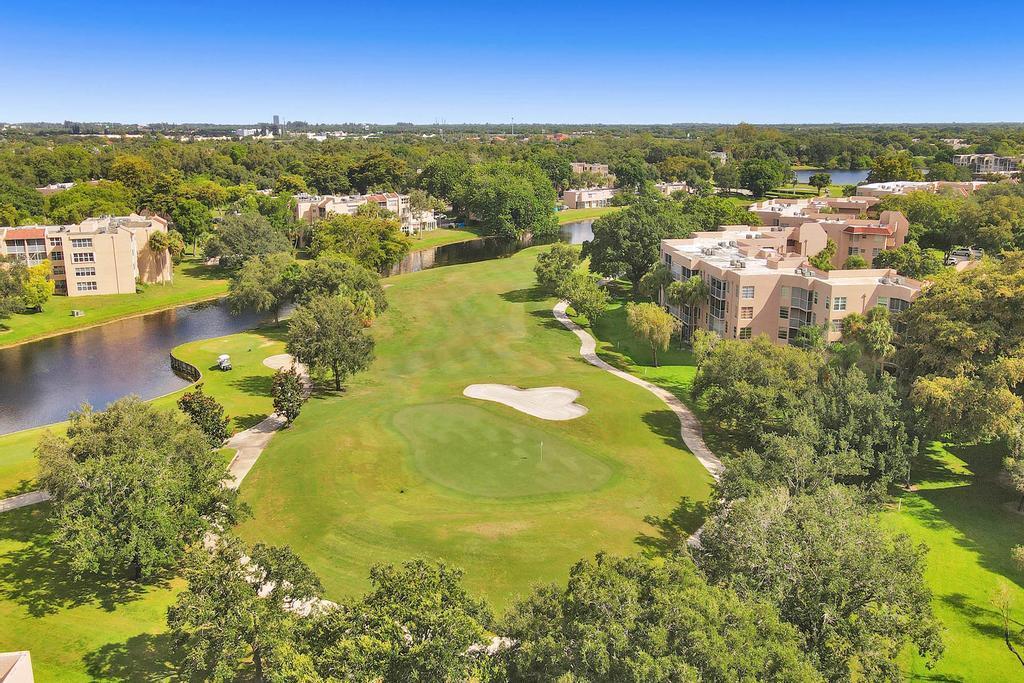 1811 Sabal Palm Drive # 203, Davie FL 33324