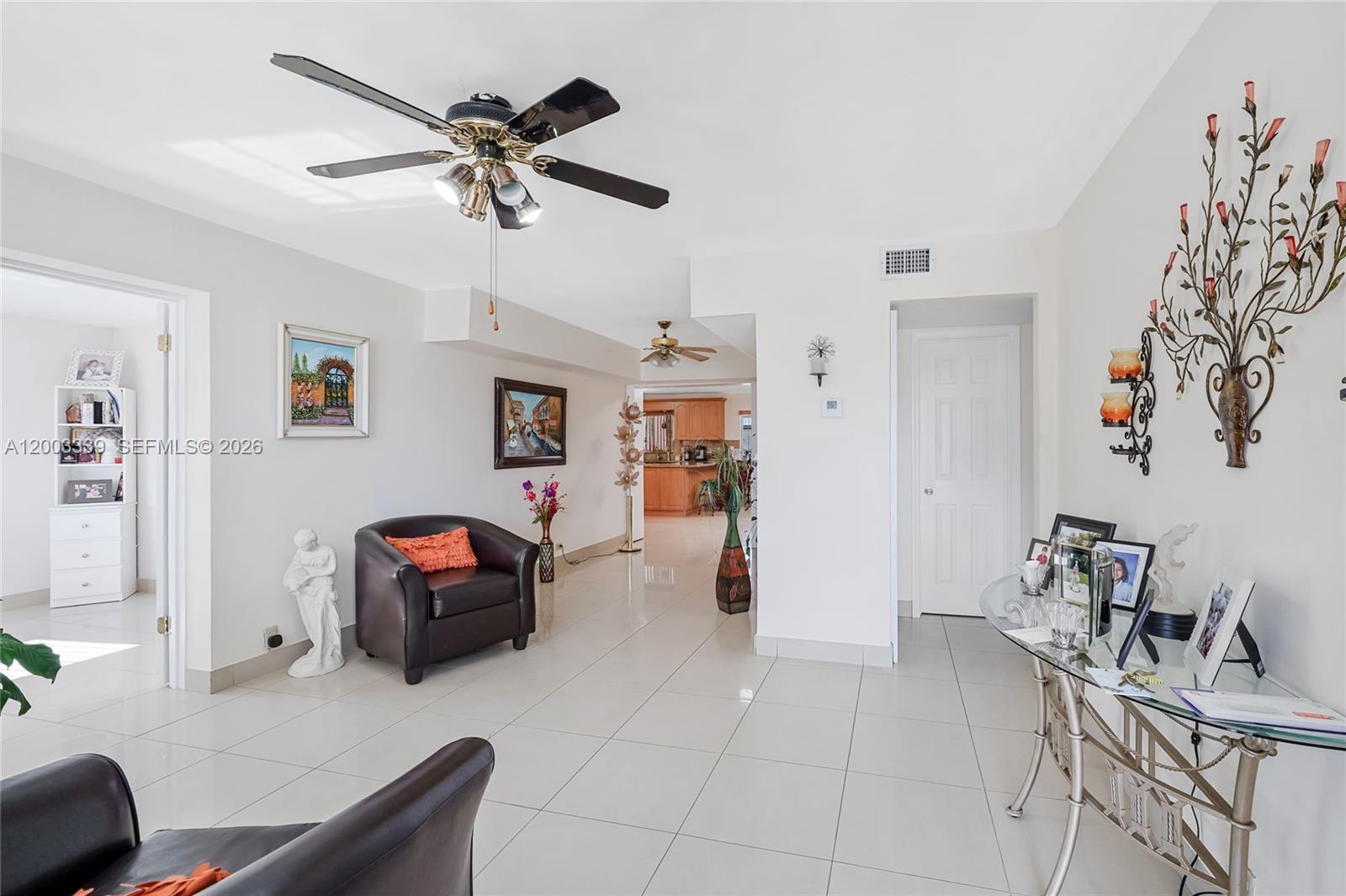 175 E 45th St, Hialeah FL 33013 photo 4