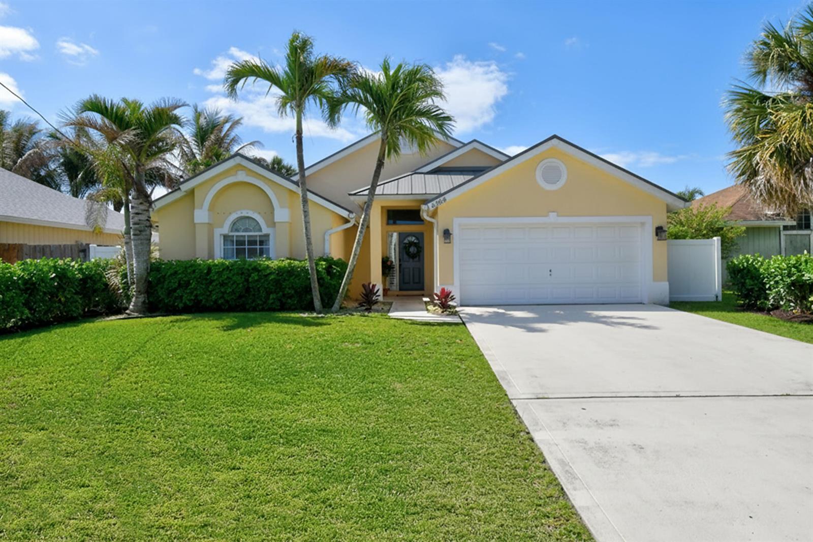 6366 Barbara Street, Jupiter FL 33458 photo 2