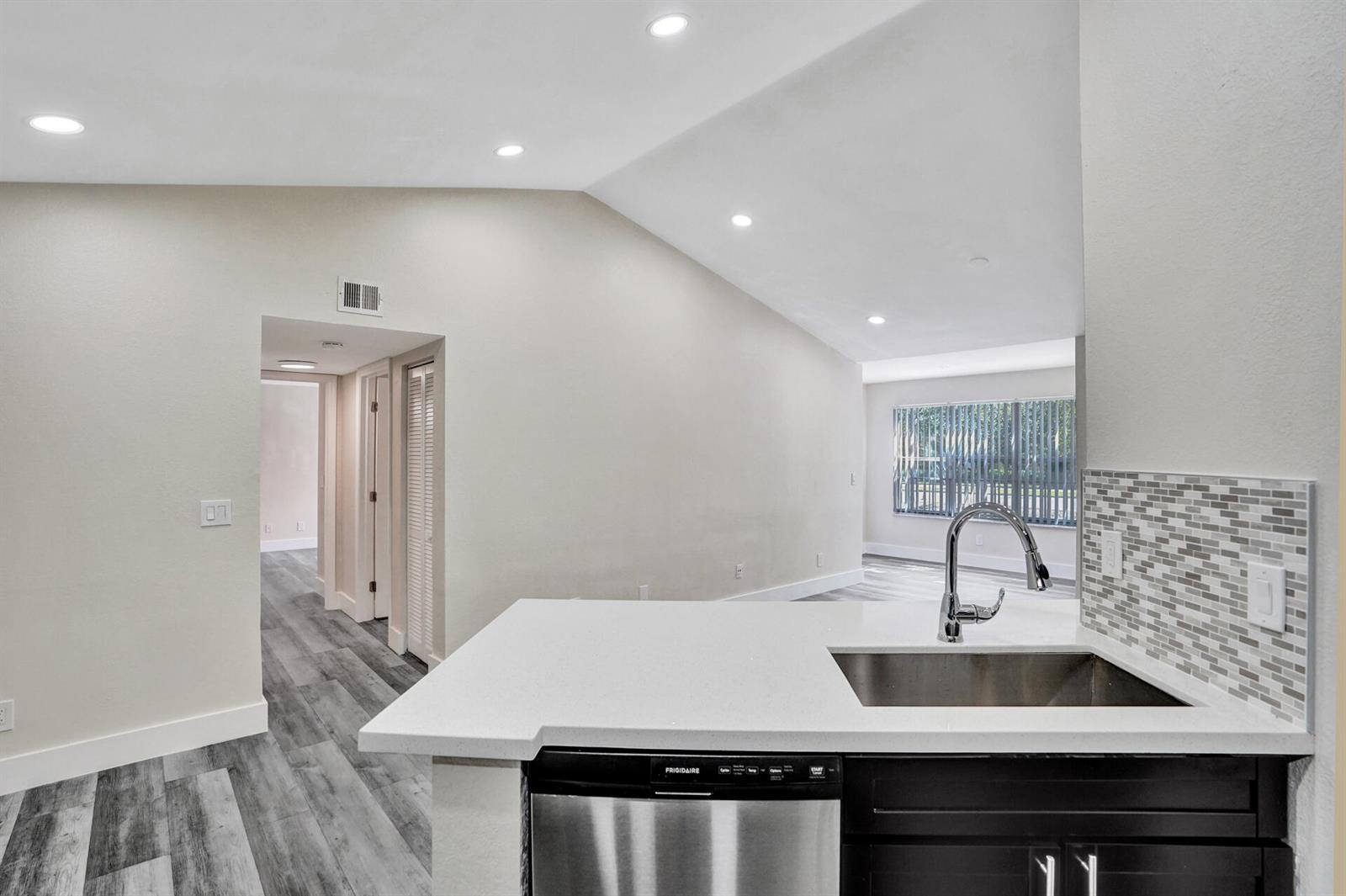 595 Vista Isles Drive # 1925, Sunrise FL 33325 photo 3