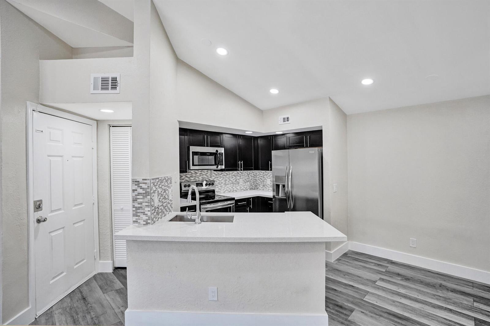 595 Vista Isles Drive # 1925, Sunrise FL 33325 photo 5