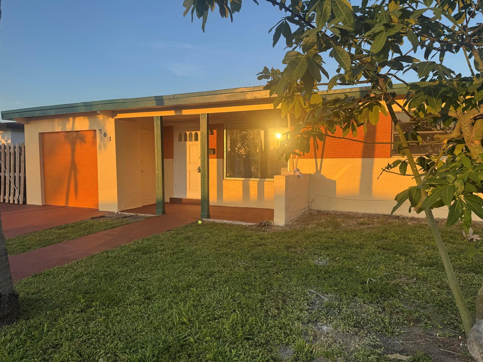 701 NW 74th Avenue, Hollywood FL 33024 photo 2