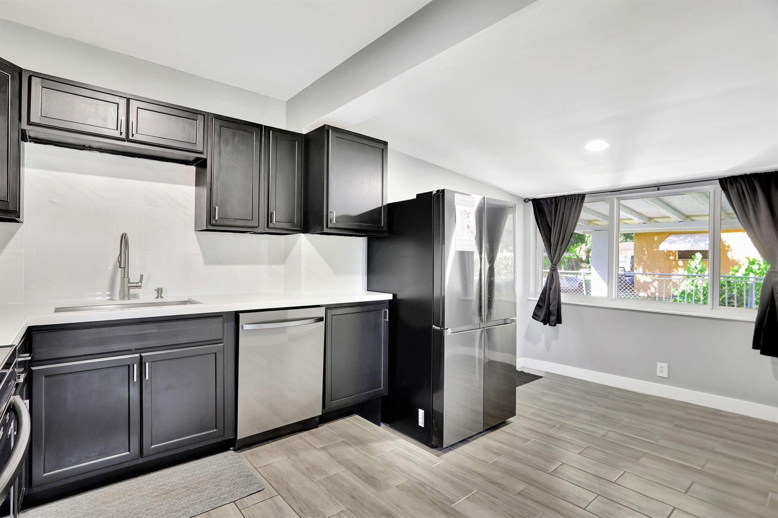 3440 NW 8th Court, Fort Lauderdale FL 33311 photo 3