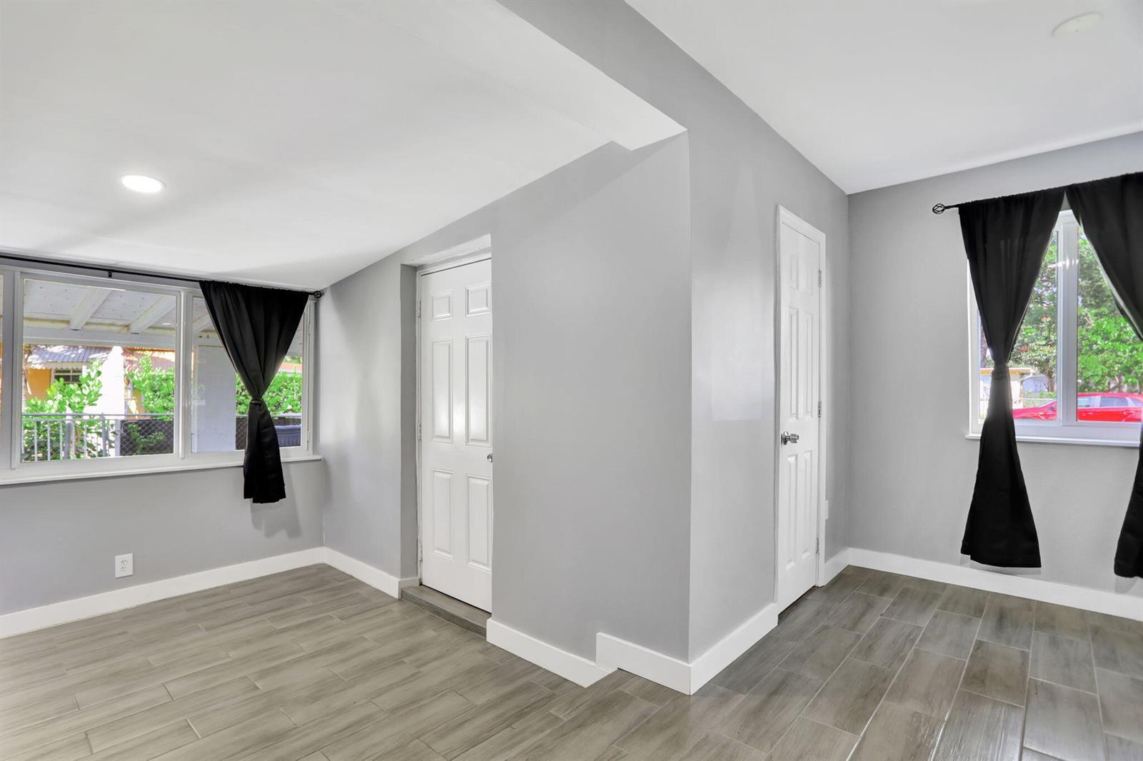 3440 NW 8th Court, Fort Lauderdale FL 33311 photo 4