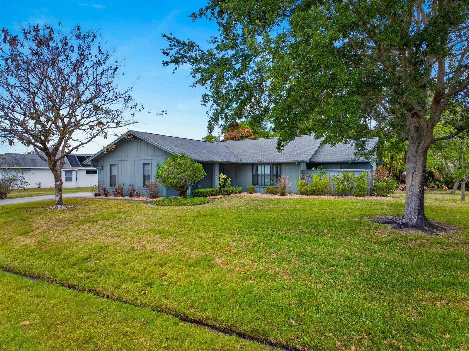2289 SE Genoa Street, Port St. Lucie FL 34952 photo 4