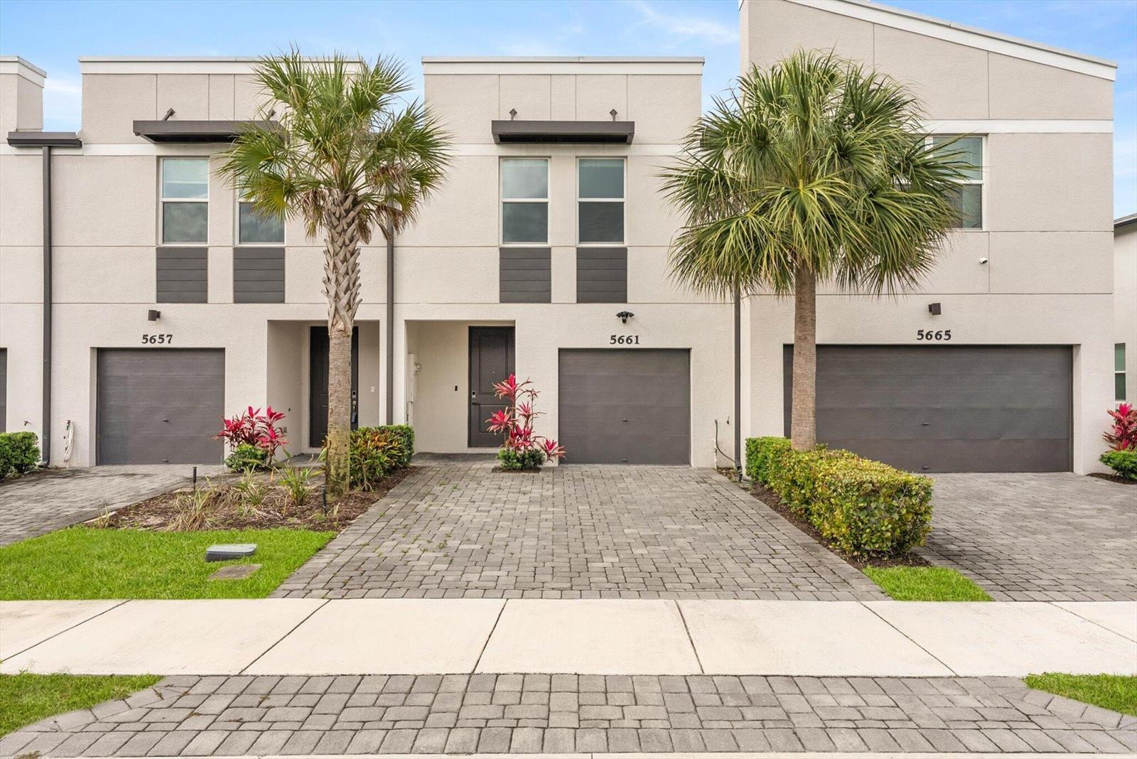 5661 Mentmore Drive, Mangonia Park FL 33407 photo 3