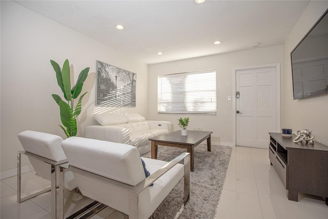 601 SE 5th Court # 108, Fort Lauderdale FL 33301 photo 3