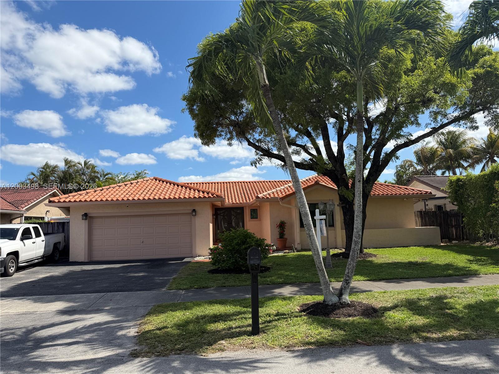 6010 NW 201st Ln, Hialeah FL 33015 photo 3