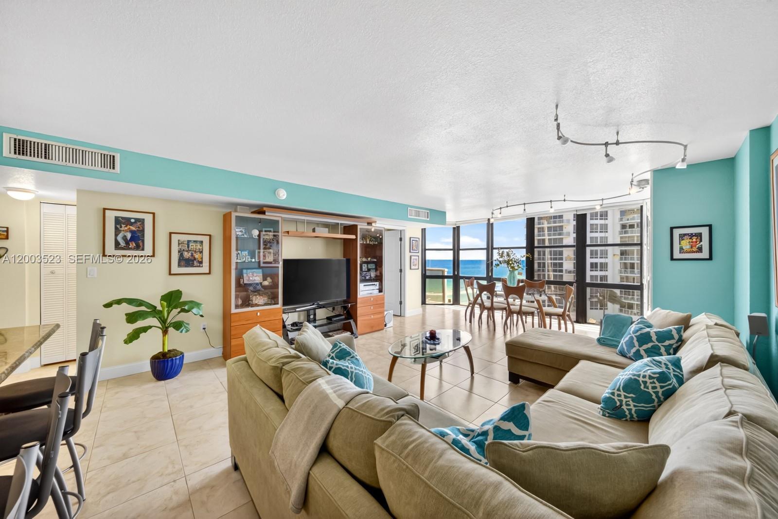 6423 Collins Ave # 1204, Miami Beach FL 33141 photo 3