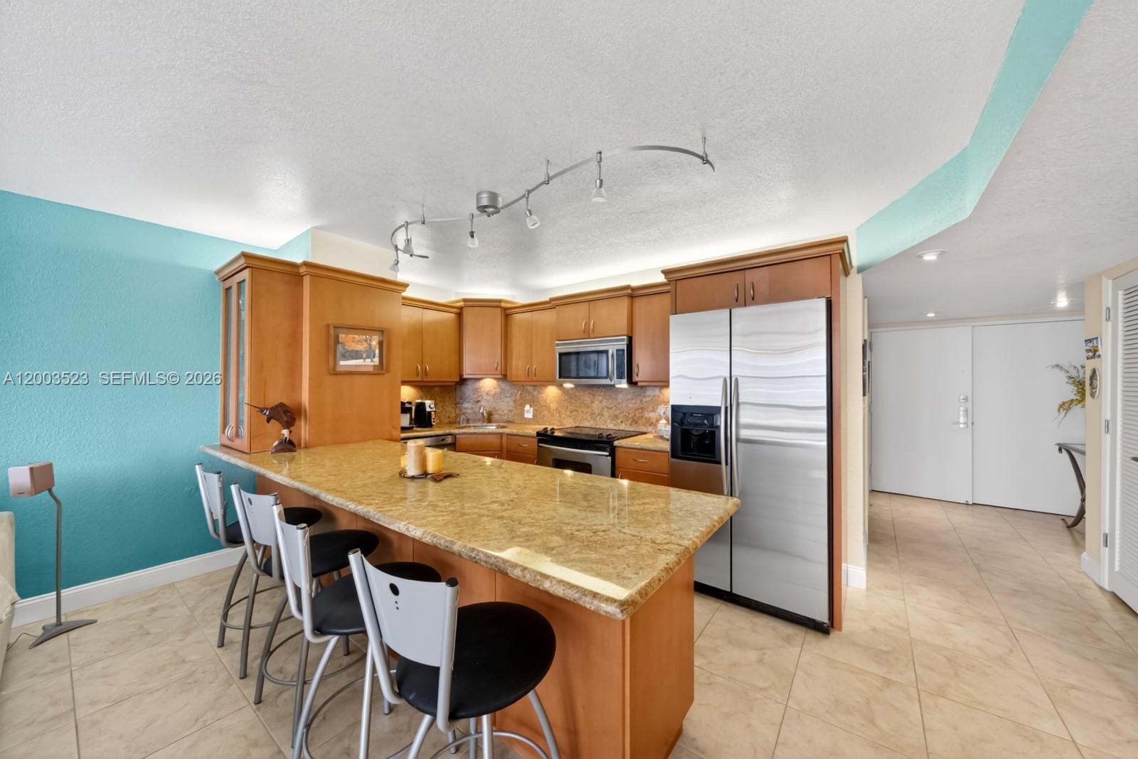 6423 Collins Ave # 1204, Miami Beach FL 33141 photo 4