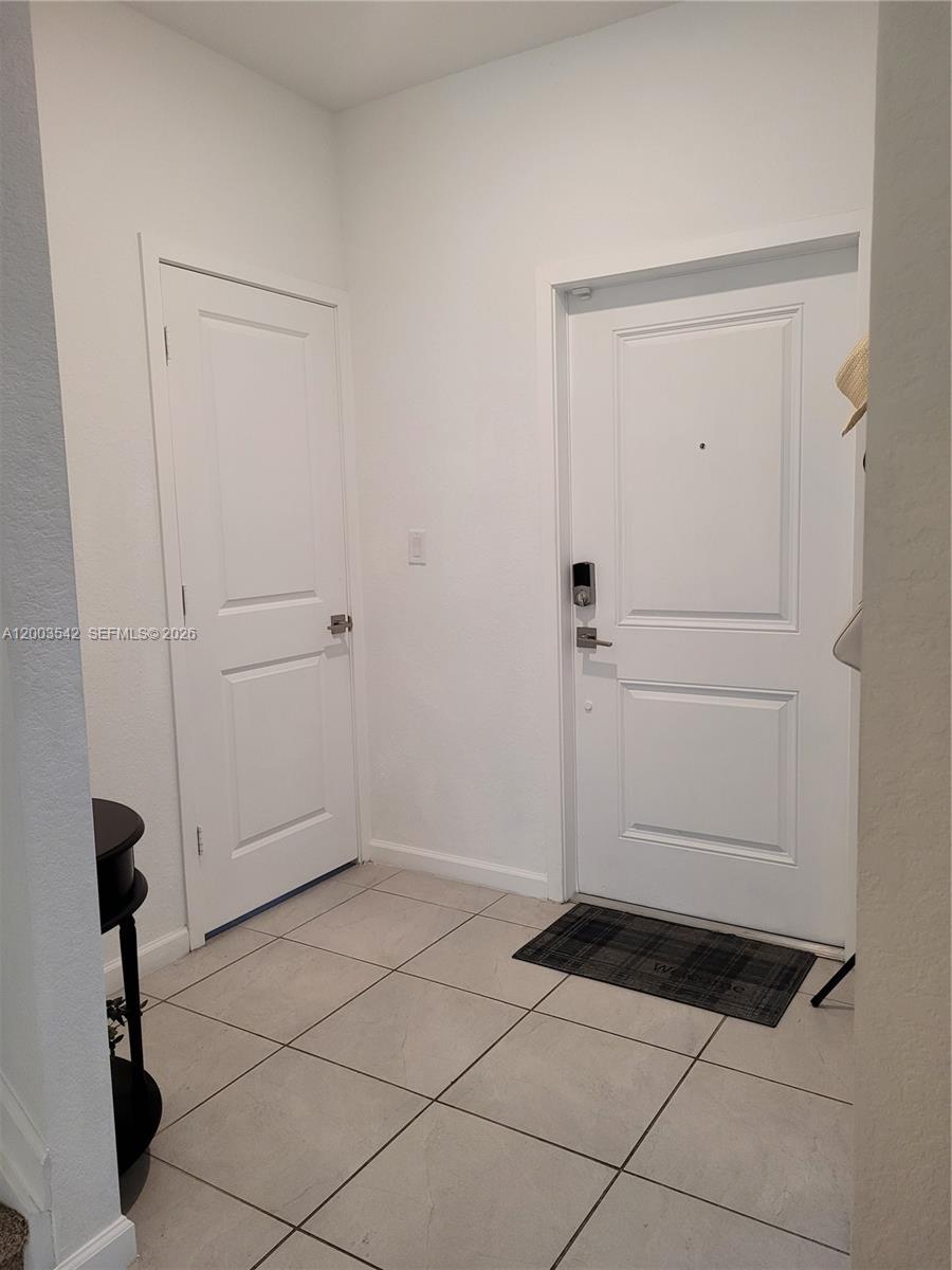 1015 SE 24th Ter, Homestead FL 33035 photo 3