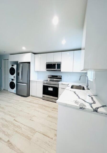 206 SE 1st Avenue # 8, Delray Beach FL 33444 photo 2