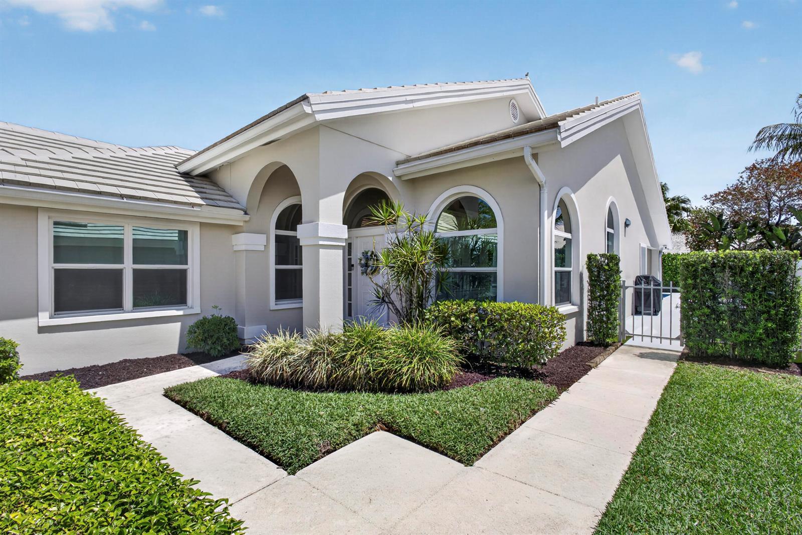 2760 White Wing Lane, West Palm Beach FL 33409 photo 2