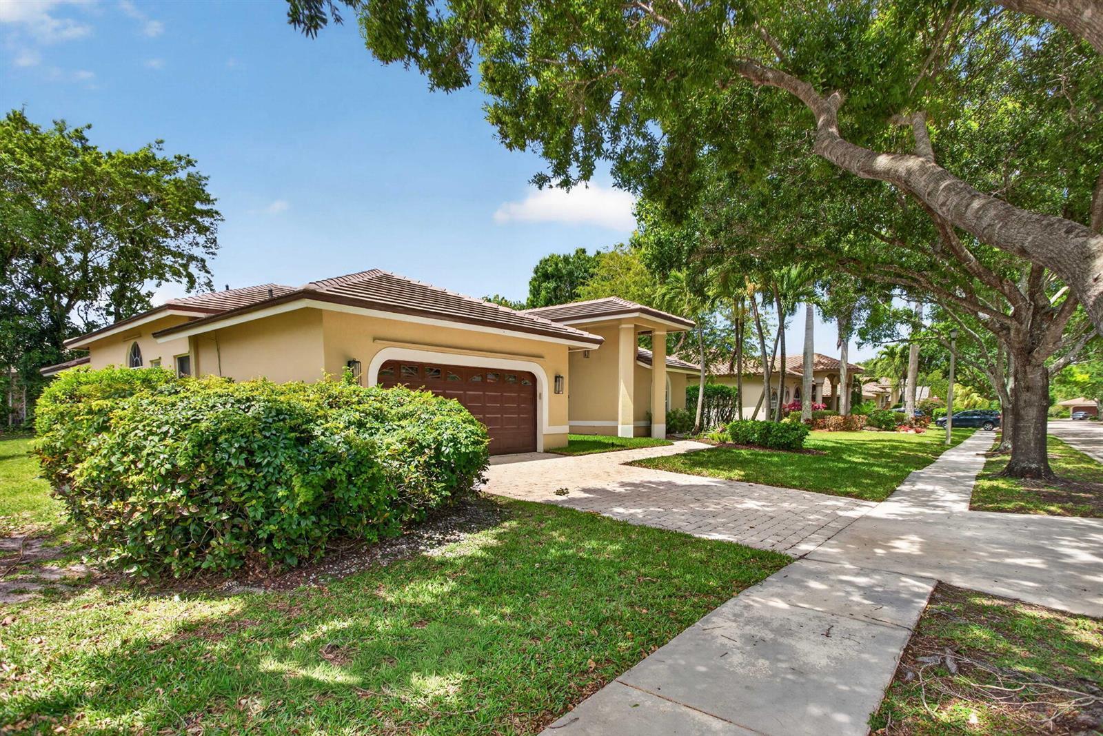 7235 NW 63rd Terrace, Parkland FL 33067 photo 2