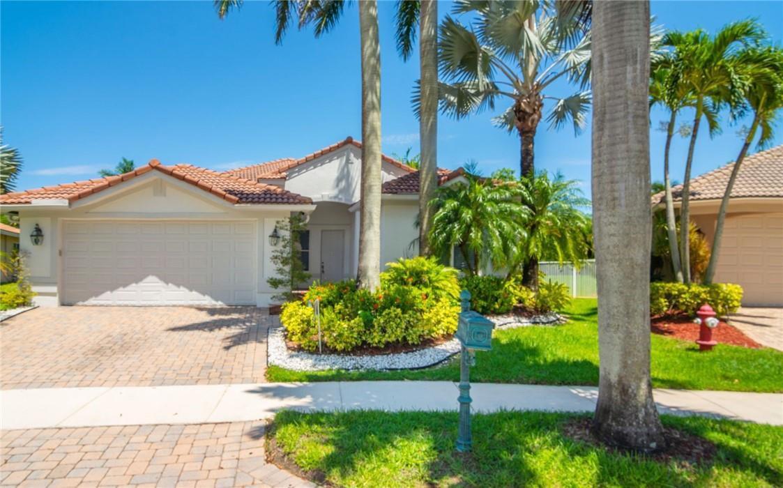 2002 Schooner Lane, Weston FL 33327