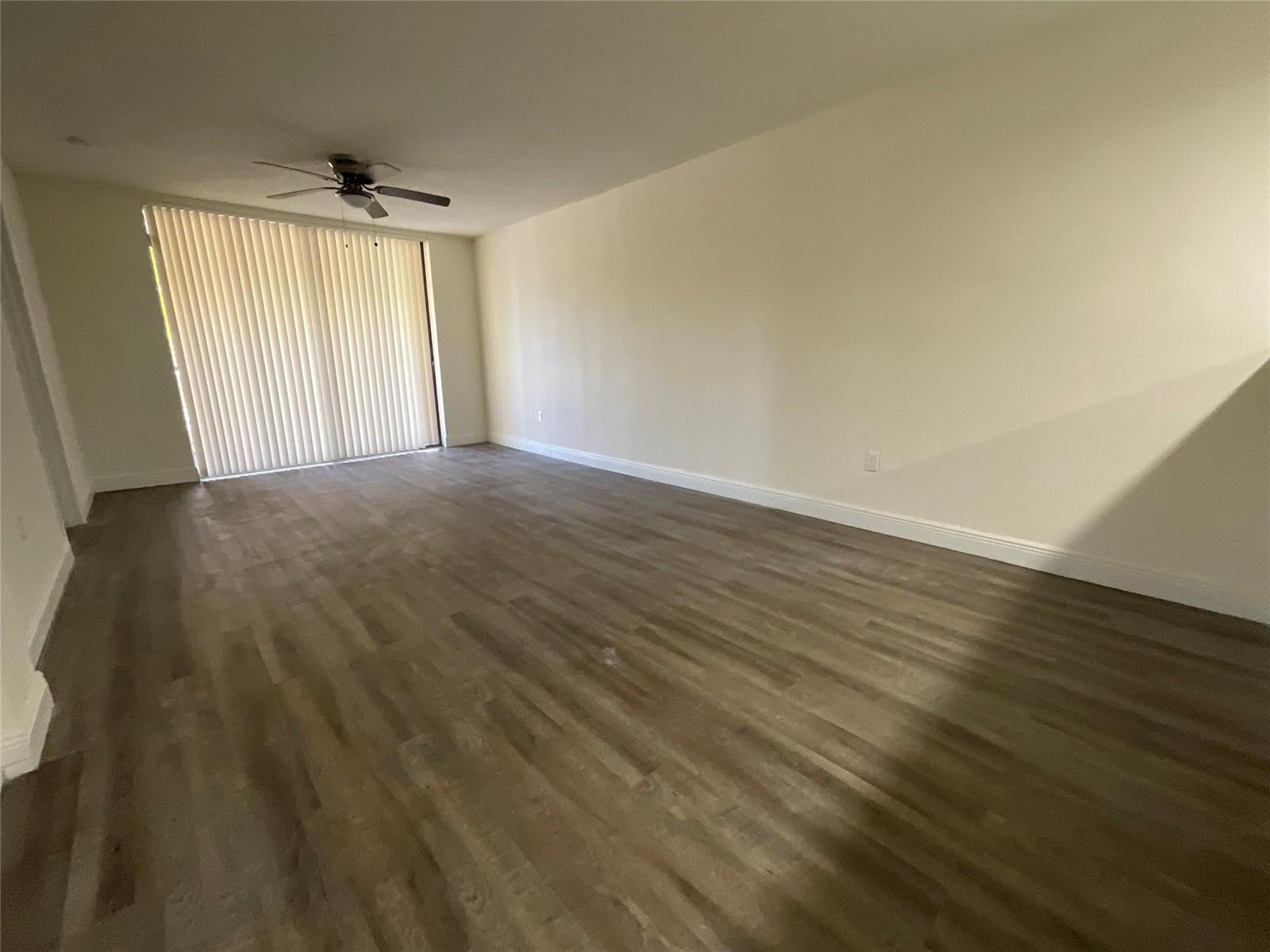 18335 NW 68 Avenue # 104, Hialeah FL 33015 photo 2