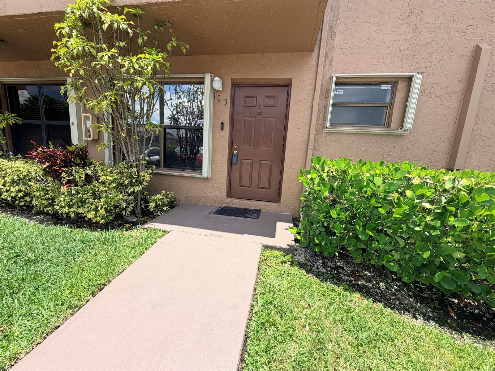 10059 Winding Lake Road # 103, Sunrise FL 33351