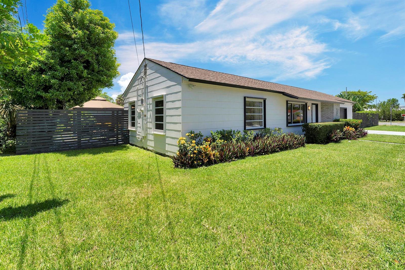 2301 Ridgeway Avenue, West Palm Beach FL 33401 photo 4