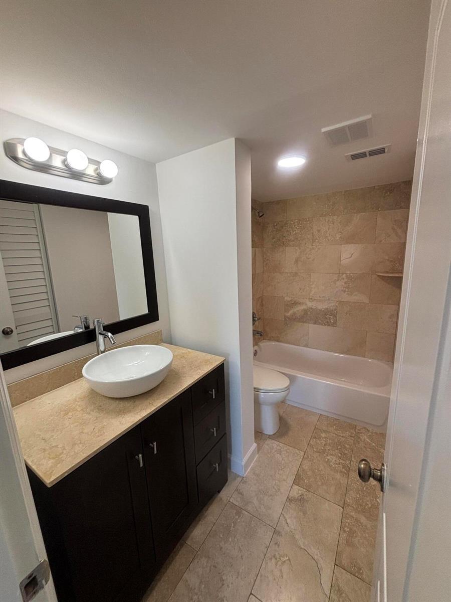 21909 Lake Forest Circle # 102, Boca Raton FL 33433 photo 4