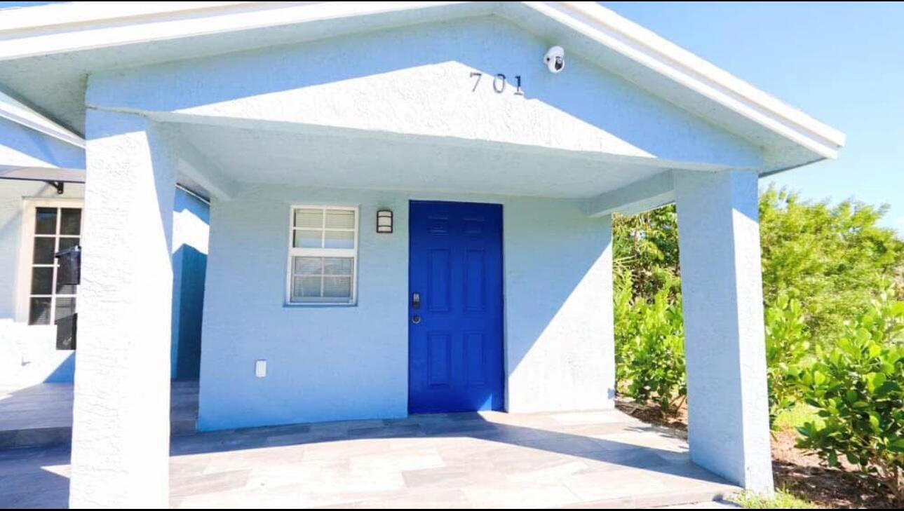 701 SE Bahama Avenue # A, Stuart FL 34994