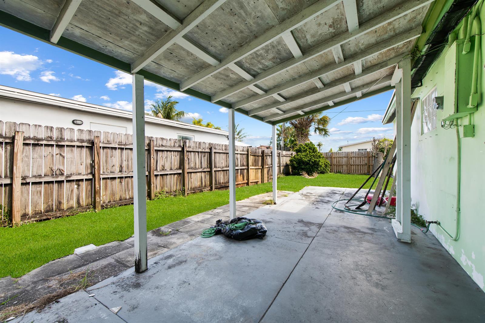 160 NE 60th Street, Oakland Park FL 33334 photo 4