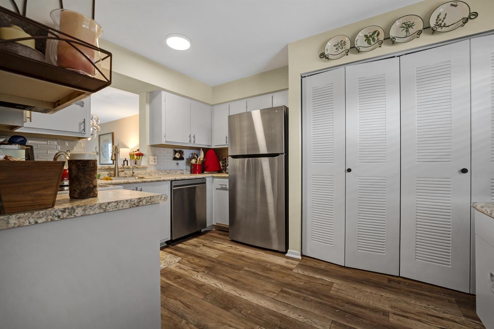 6936 Huntington Lane # 204, Delray Beach FL 33446 photo 3