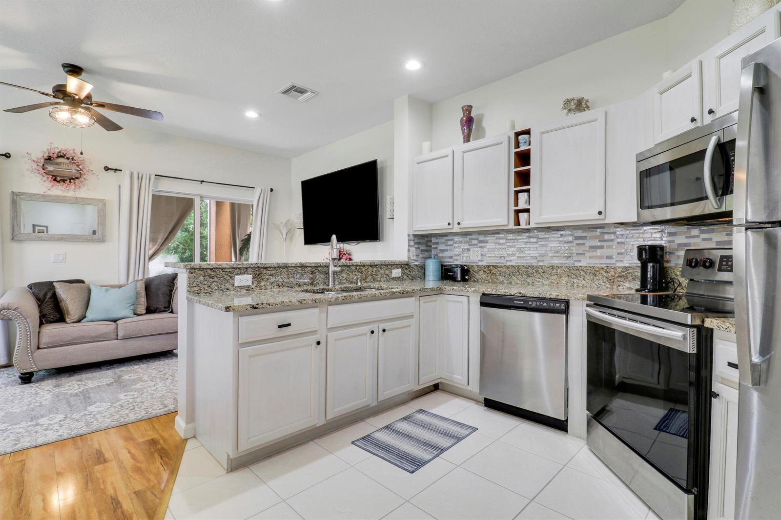 8301a Mulligan Circle # 3211, Port St. Lucie FL 34986 photo 5