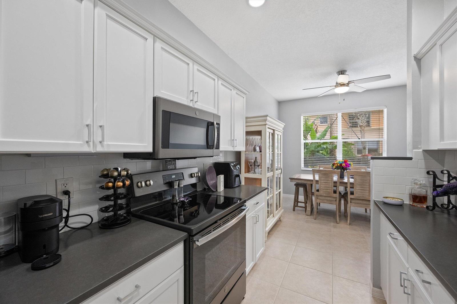 214 River Bluff Lane, Royal Palm Beach FL 33411 photo 3