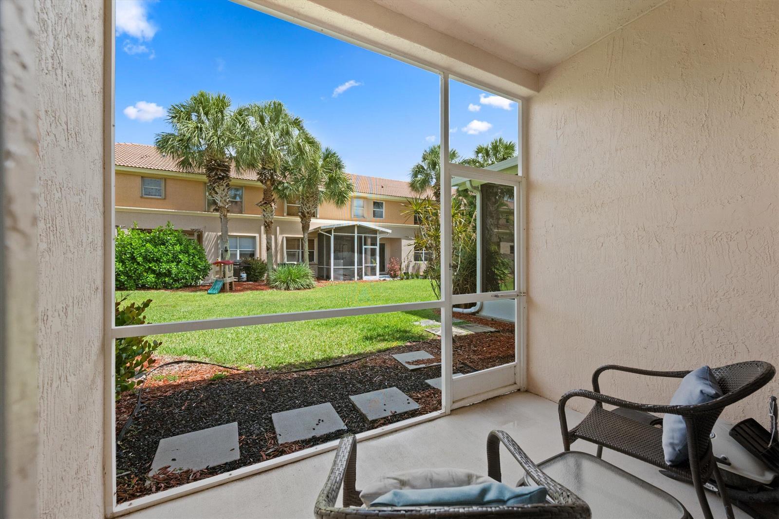 214 River Bluff Lane, Royal Palm Beach FL 33411 photo 5