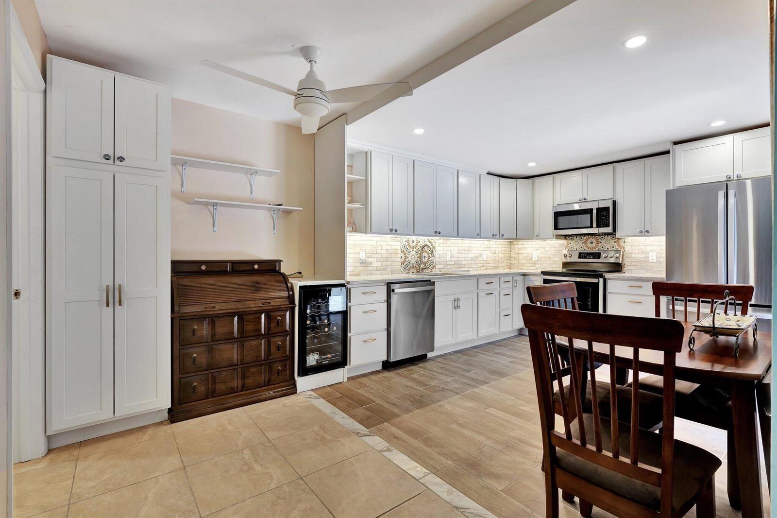 3016 30th Court, Jupiter FL 33477 photo 2