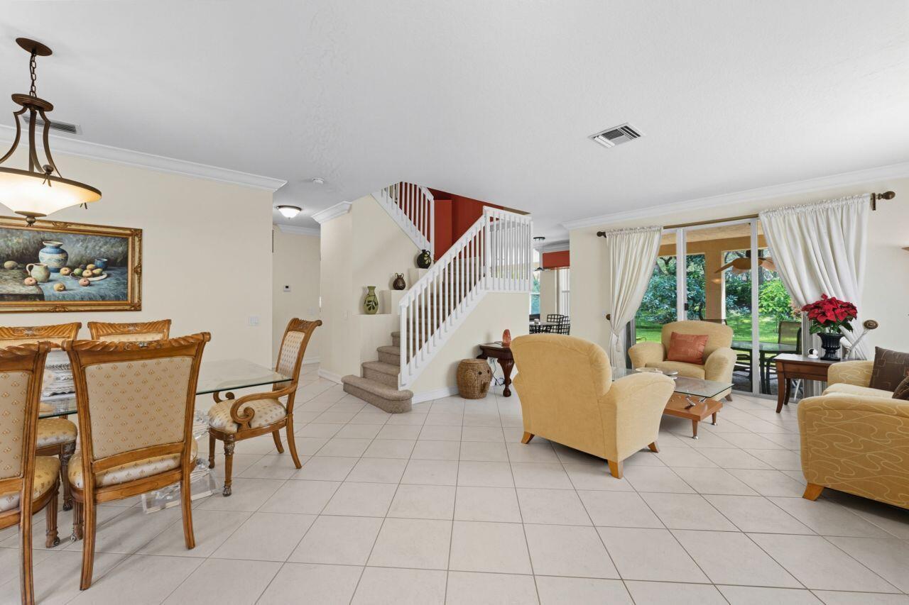 8492 Breezy Oak Way, Boynton Beach FL 33473 photo 4