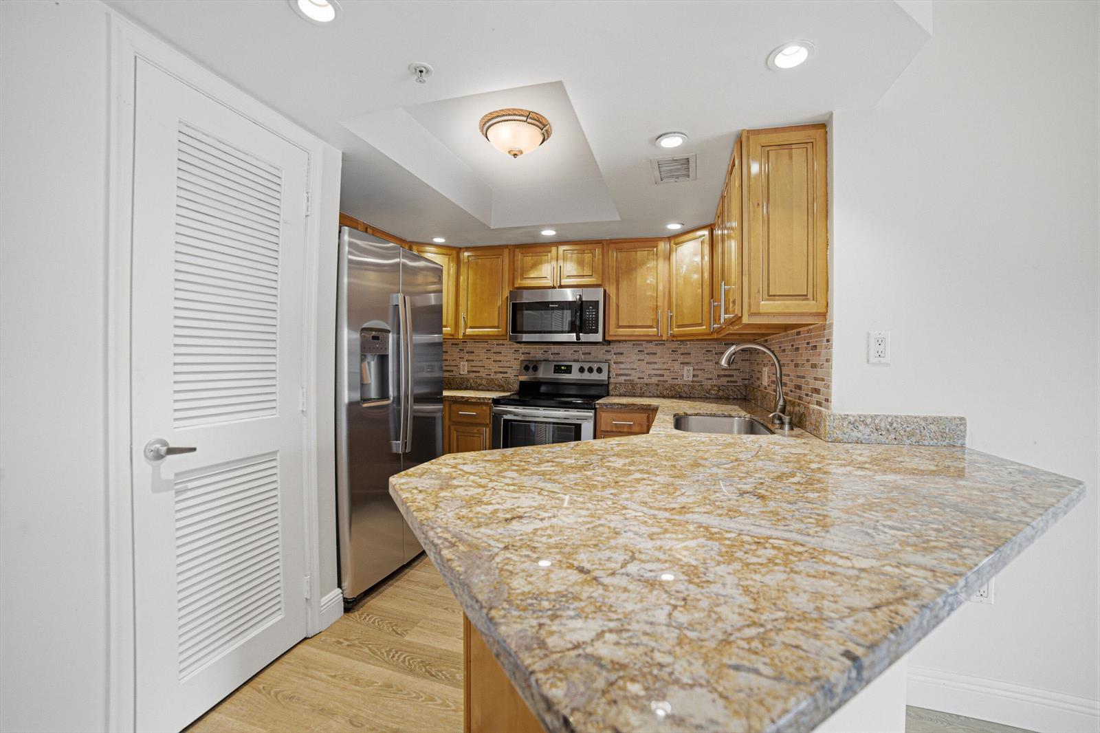 2009 SE 10th Avenue # 309, Fort Lauderdale FL 33316 photo 3