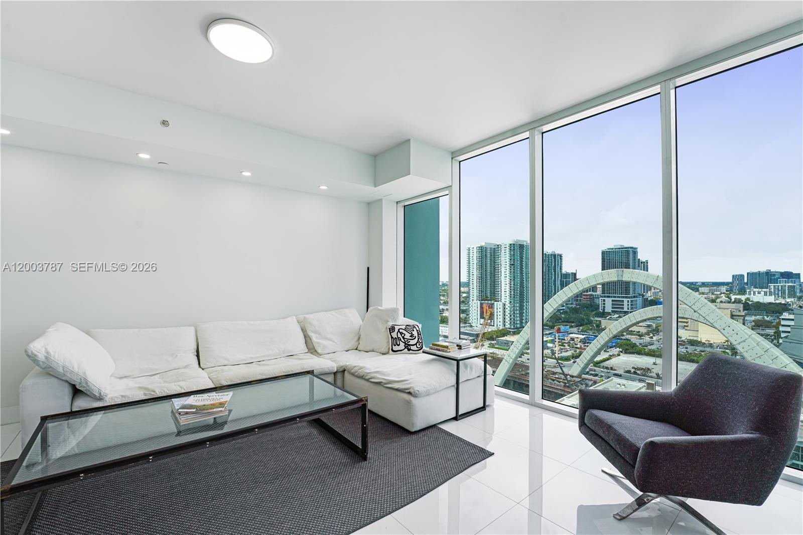 1040 Biscayne Blvd # 1905, Miami FL 33132 photo 3