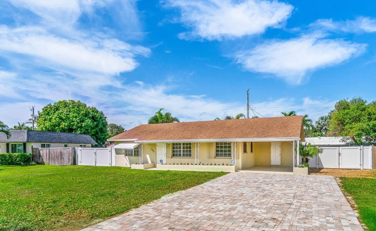 640 Jaeger Drive, Delray Beach FL 33444 photo 2