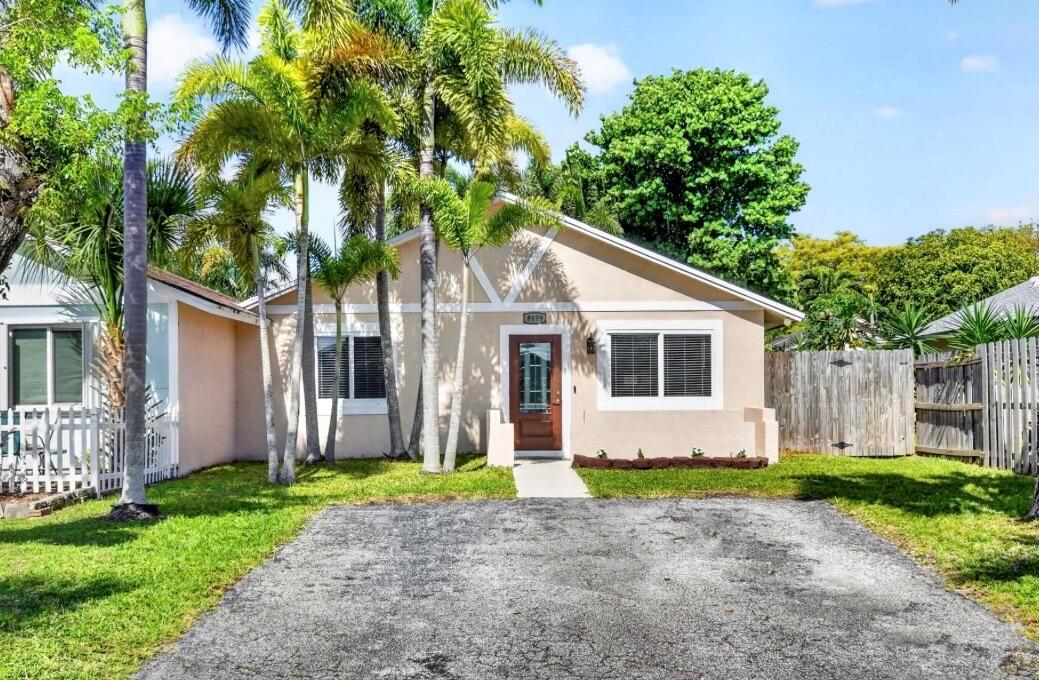 8699 Uranus Terrace, West Palm Beach FL 33403 photo 4