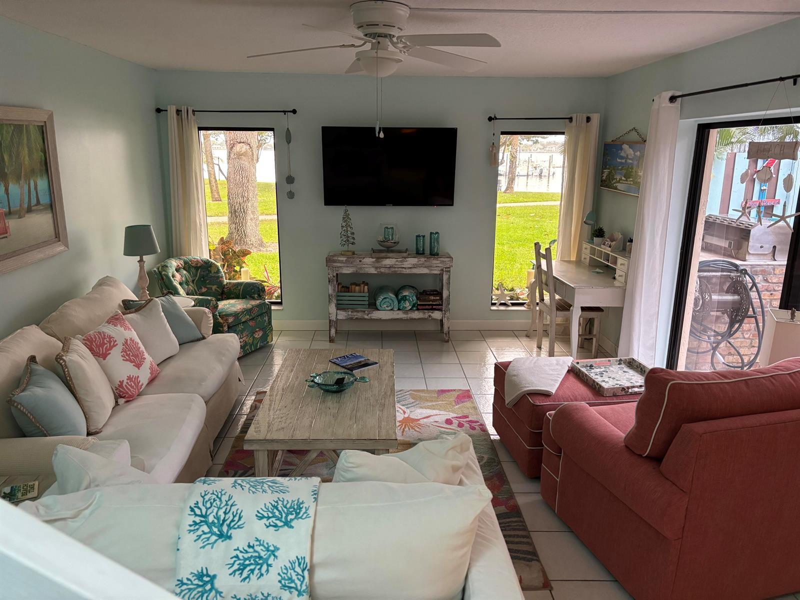 825 Center Street # 21b, Jupiter FL 33458 photo 3