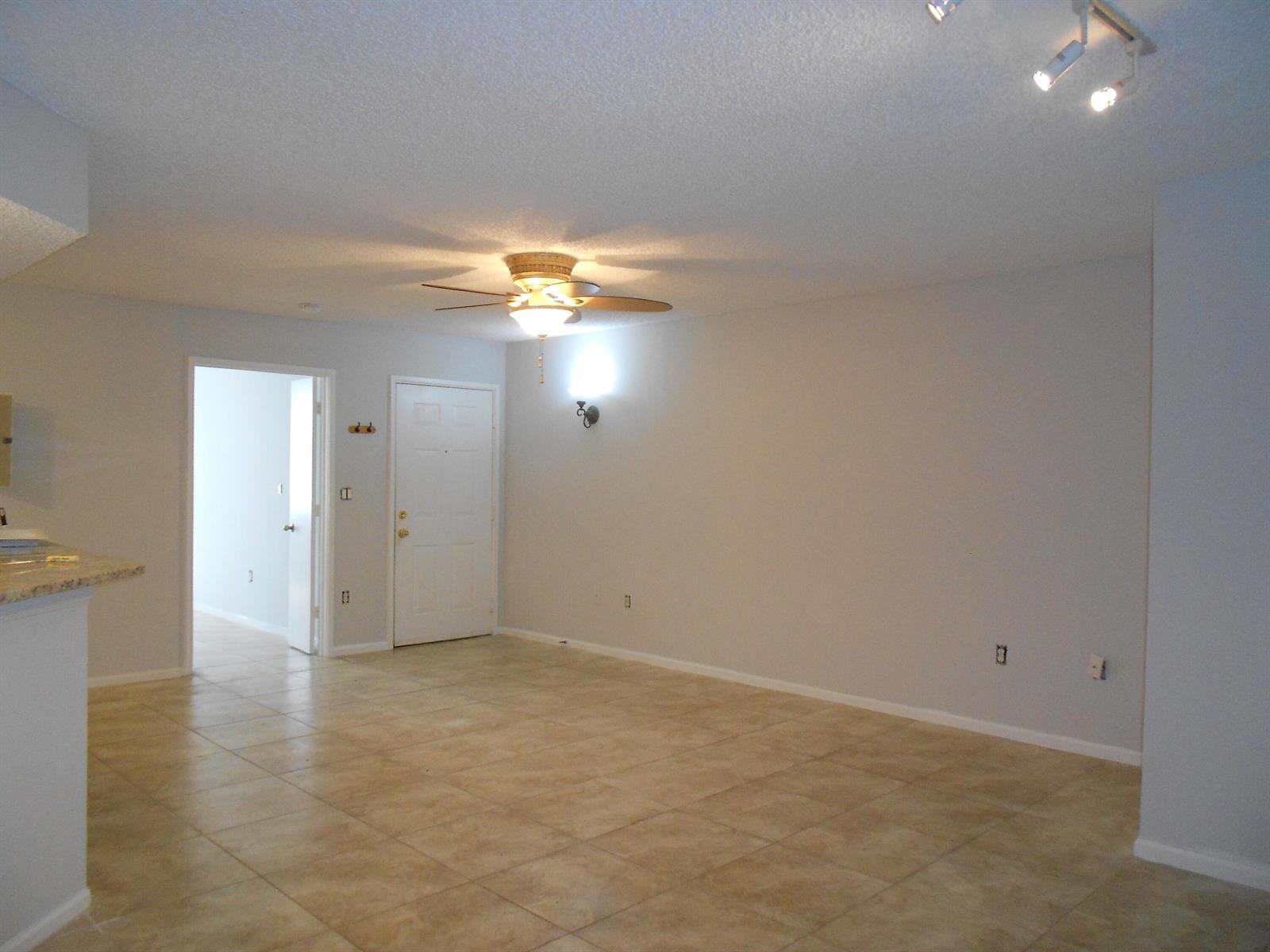 300 Scotia Drive # 203, Hypoluxo FL 33462 photo 2