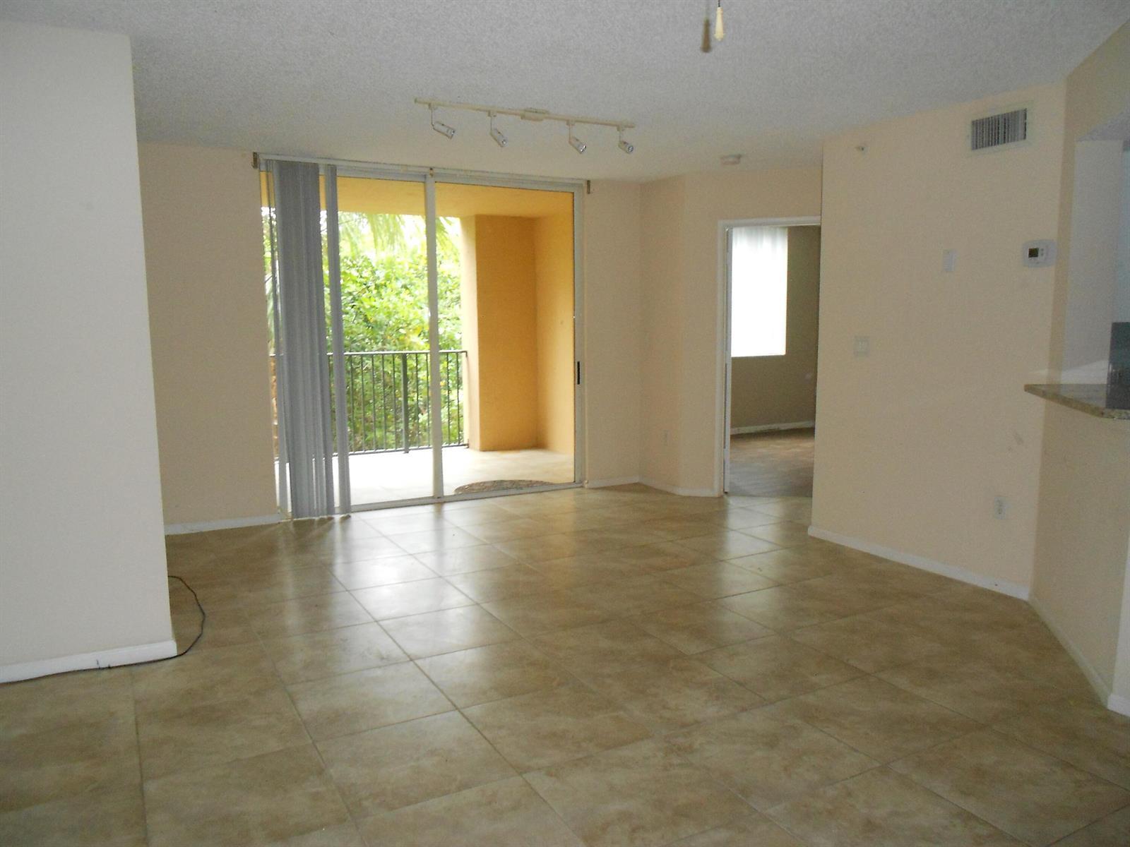 300 Scotia Drive # 203, Hypoluxo FL 33462 photo 3