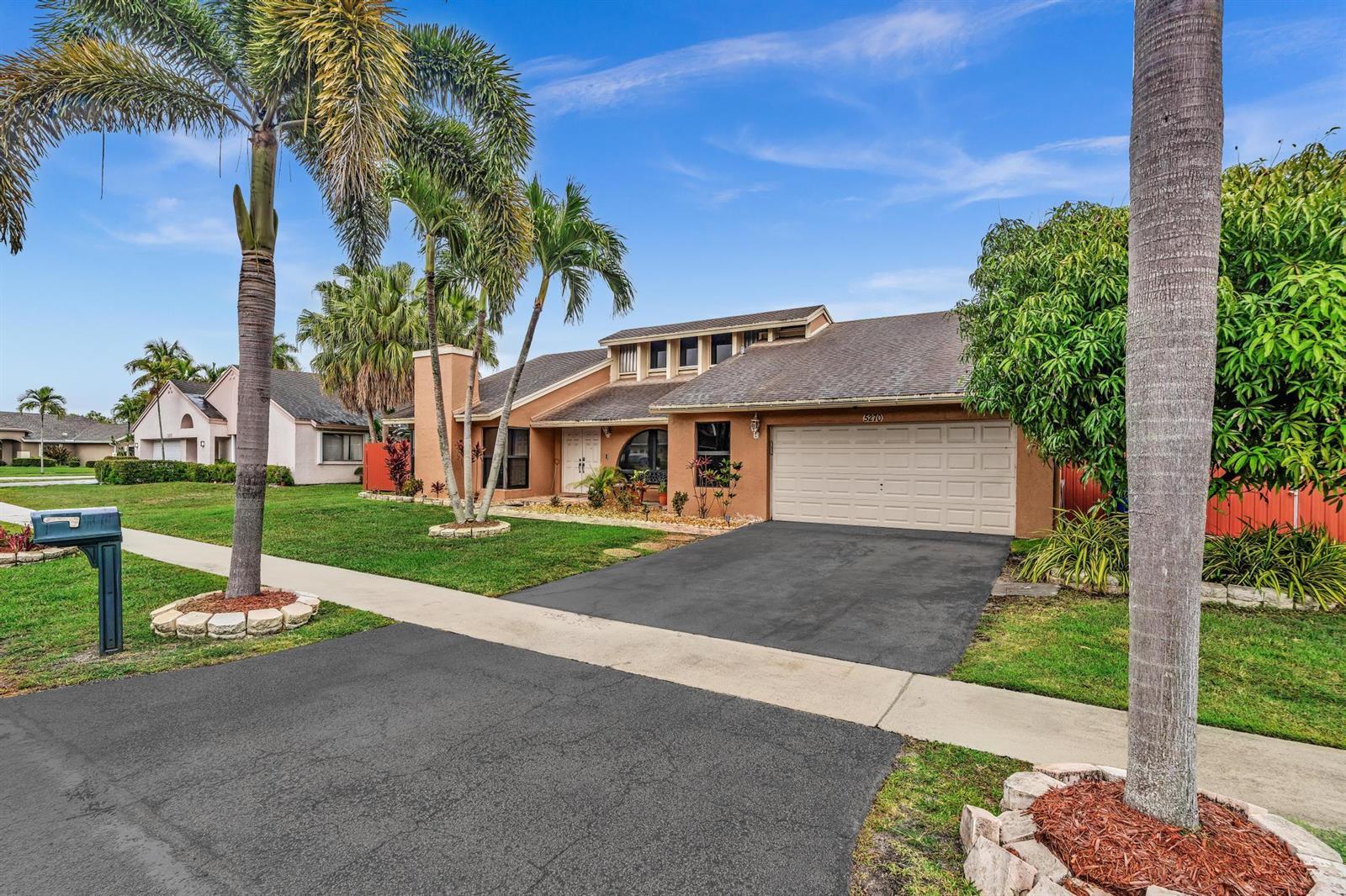 5270 NW 73rd Way, Lauderhill FL 33319 photo 2