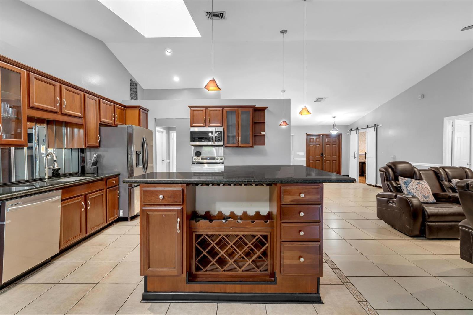 5270 NW 73rd Way, Lauderhill FL 33319 photo 4