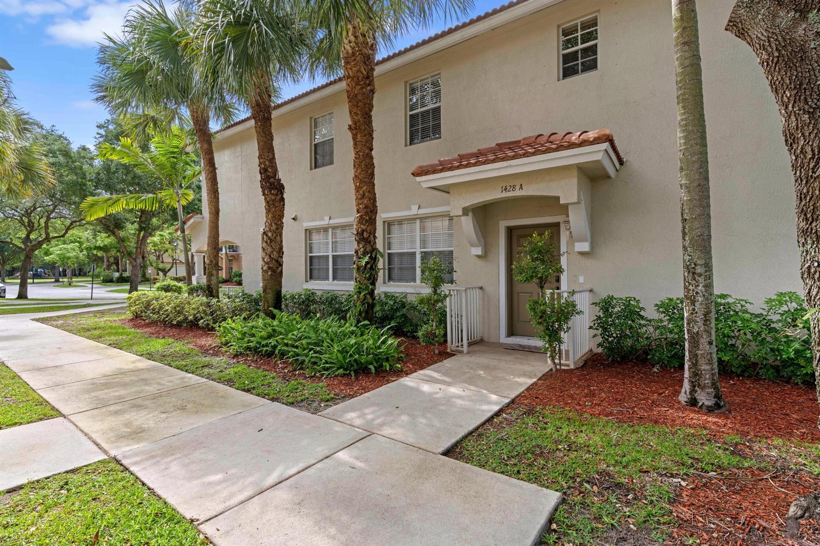 1428 W Wickham Circle # A, Delray Beach FL 33445 photo 4